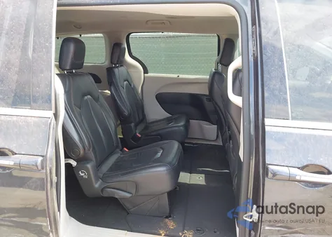 2020 Chrysler Pacifica Touring L z USA, uszkodzony, nr VIN 2C4RC1BG7LR268830